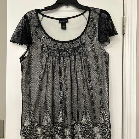 Lane Bryant Black Mesh Overlay Flutter Sleeve Lace Whimsigoth Fairy Top 14/16 - Picture 3 of 11
